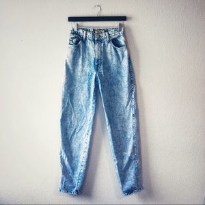 Vintage Sasson High Rise Acid Washed Mom J…
